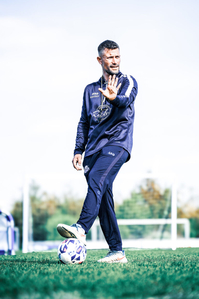 Fussball Training Movemania Andre Kucharski